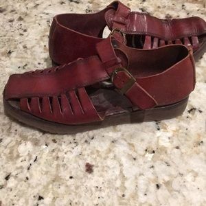 Van Eli - brown leather sandals